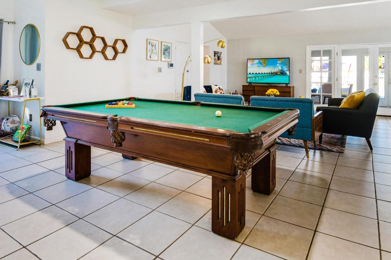 Desert Pool House: Sun, Swim, Sip & Stay إنديو المظهر الخارجي الصورة
